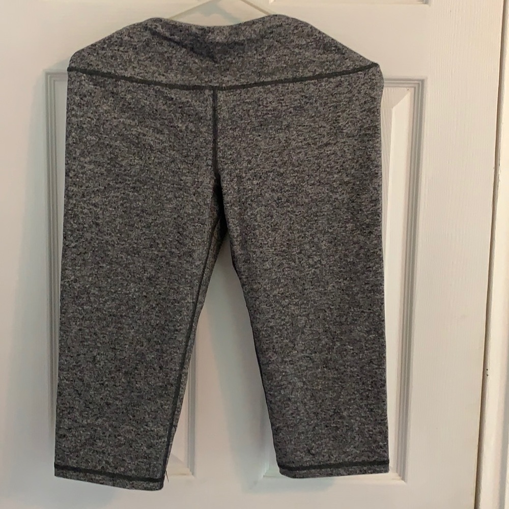 Victoria Secret Knockout capris